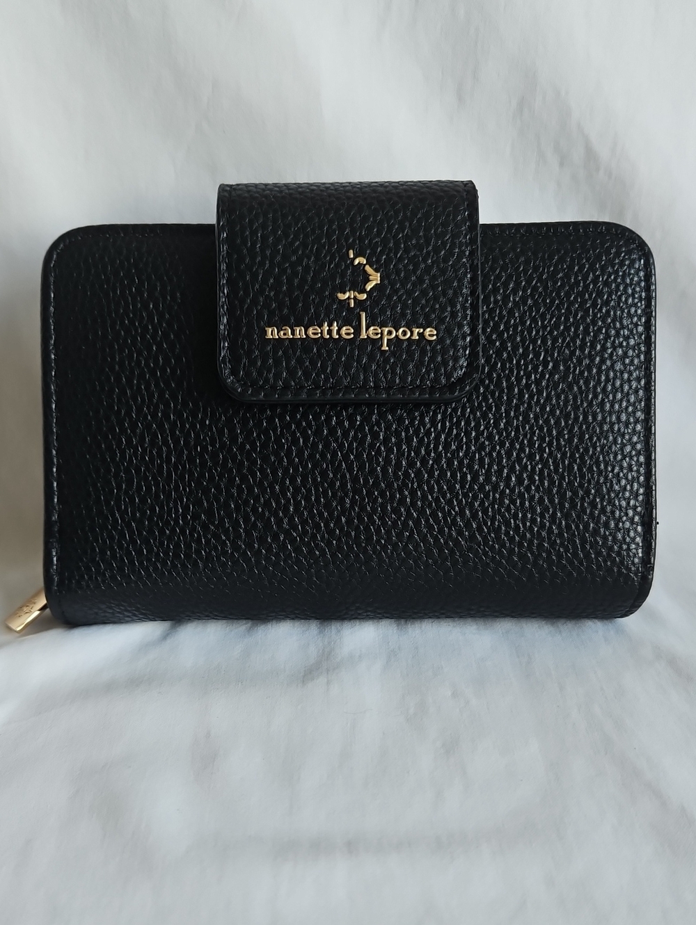 NWOT Nanette Lepore Black Pebbled Zip-Around Wallet with Gold Logo